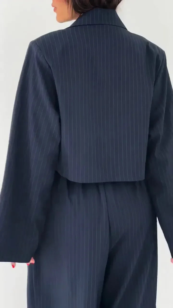 Aritzia – Completo Bustier con Giacca dal Taglio Elegante e Moderno