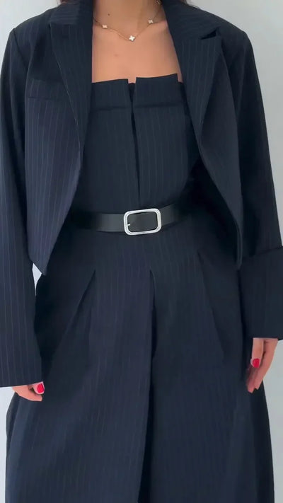 Aritzia – Completo Bustier con Giacca dal Taglio Elegante e Moderno