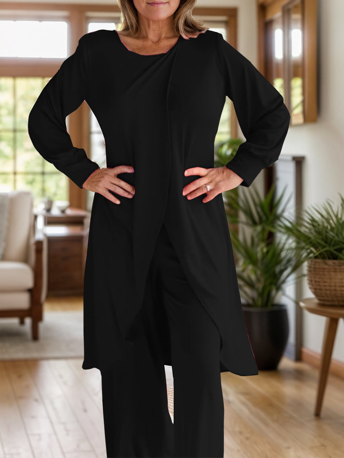 Arielle – Completo Maglia a Maniche Lunghe e Pantaloni con Spacco