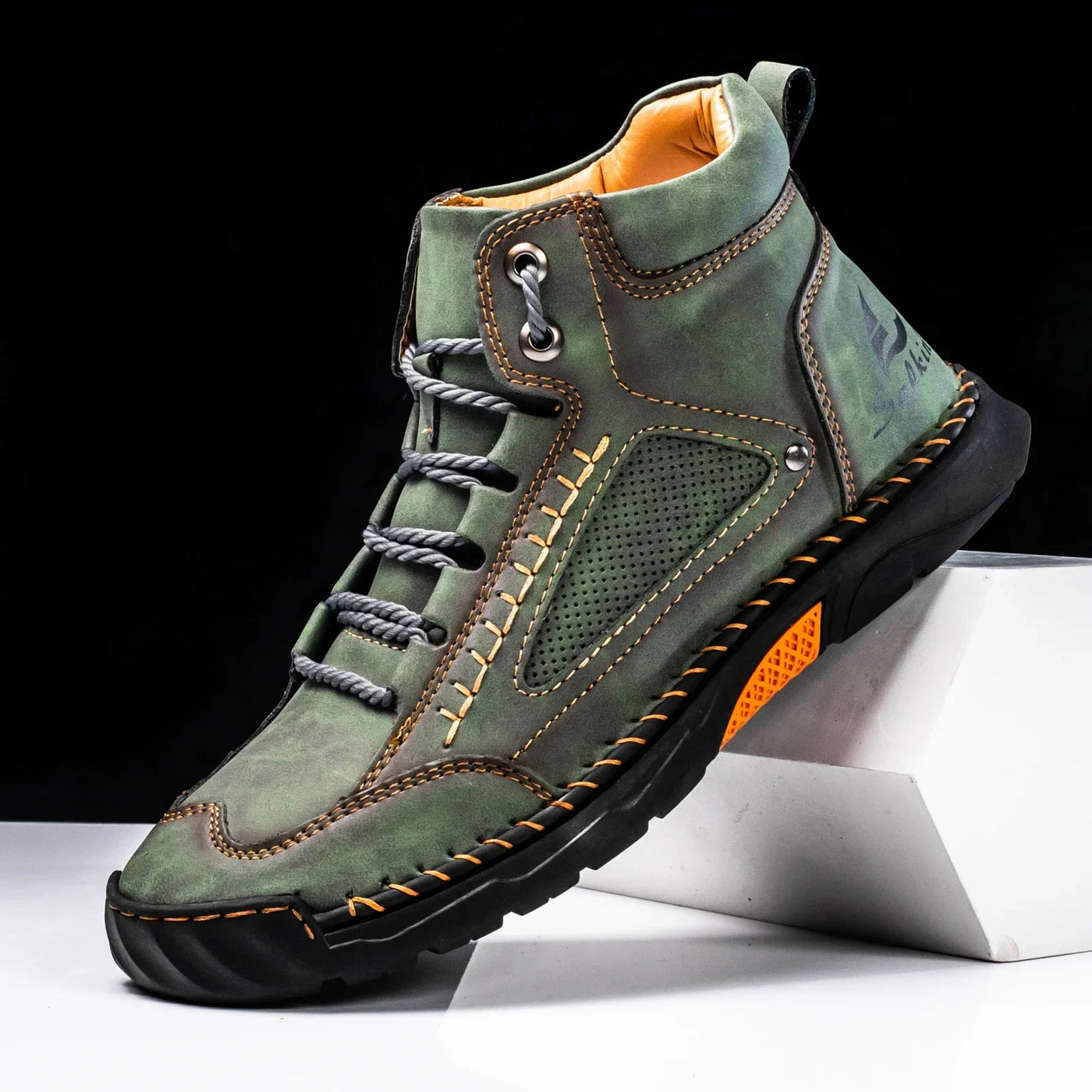 St. Moritz™ High Top in Vera Pelle
