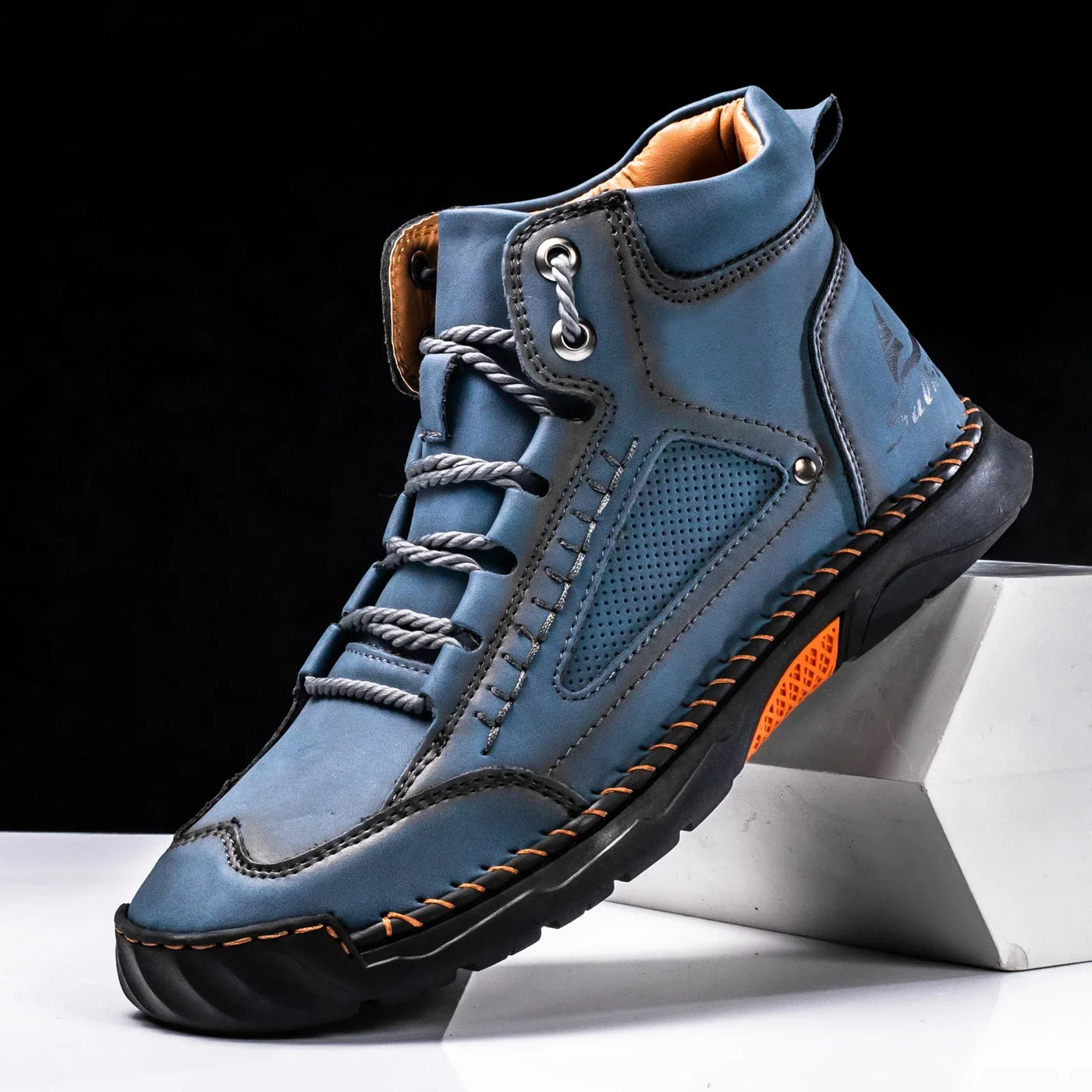 St. Moritz™ High Top in Vera Pelle