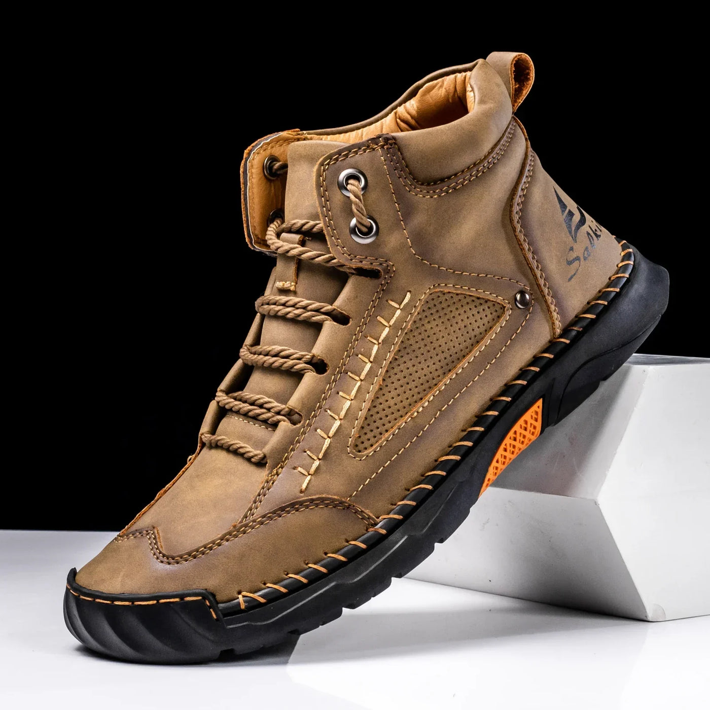 St. Moritz™ High Top in Vera Pelle
