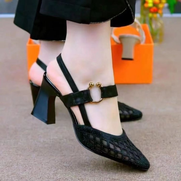Velmira™ – Sandali Estivi con Tacco Largo e Cinturino Elegante